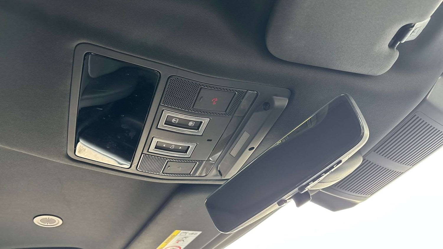 Used Land Rover Defender 2024 for sale - 76459869: Photo 23