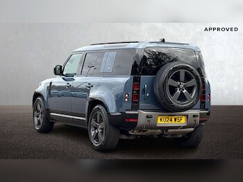 Used Land Rover Defender 2024 for sale - 76459869: Photo