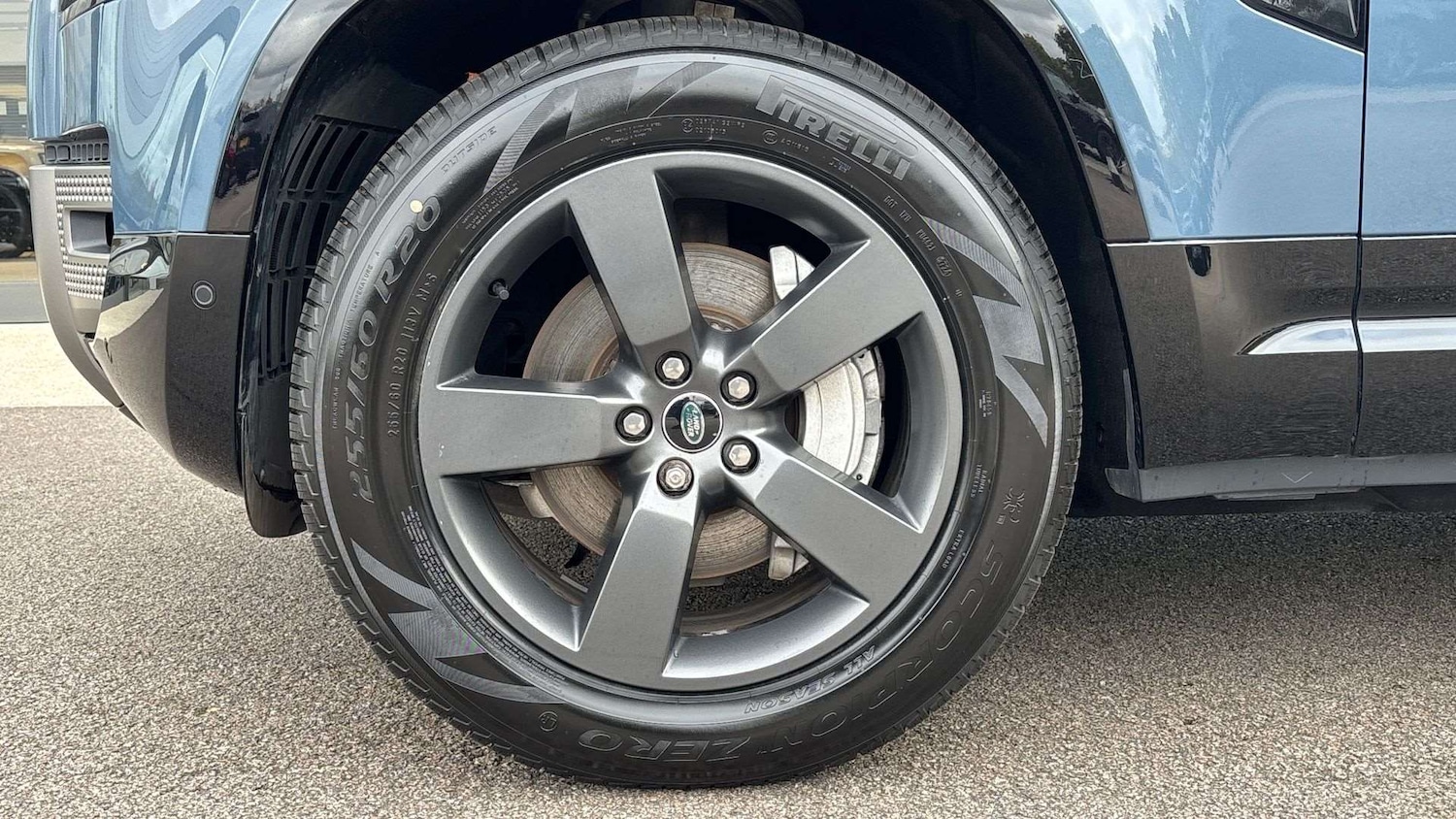 Used Land Rover Defender 2024 for sale - 76459869: Photo 33