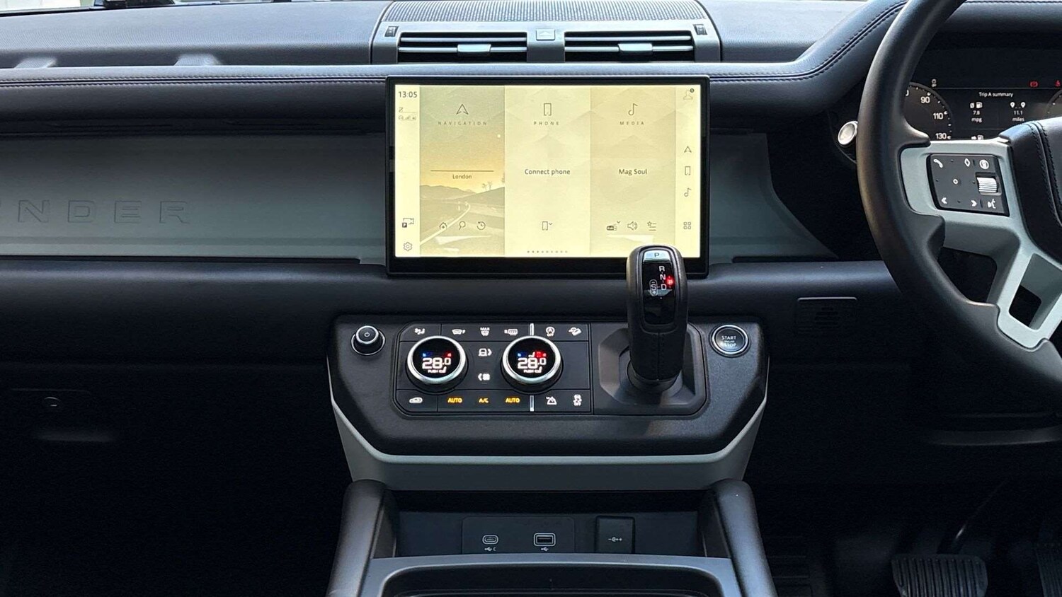 Used Land Rover Defender 2024 for sale - 77373724: Photo 14