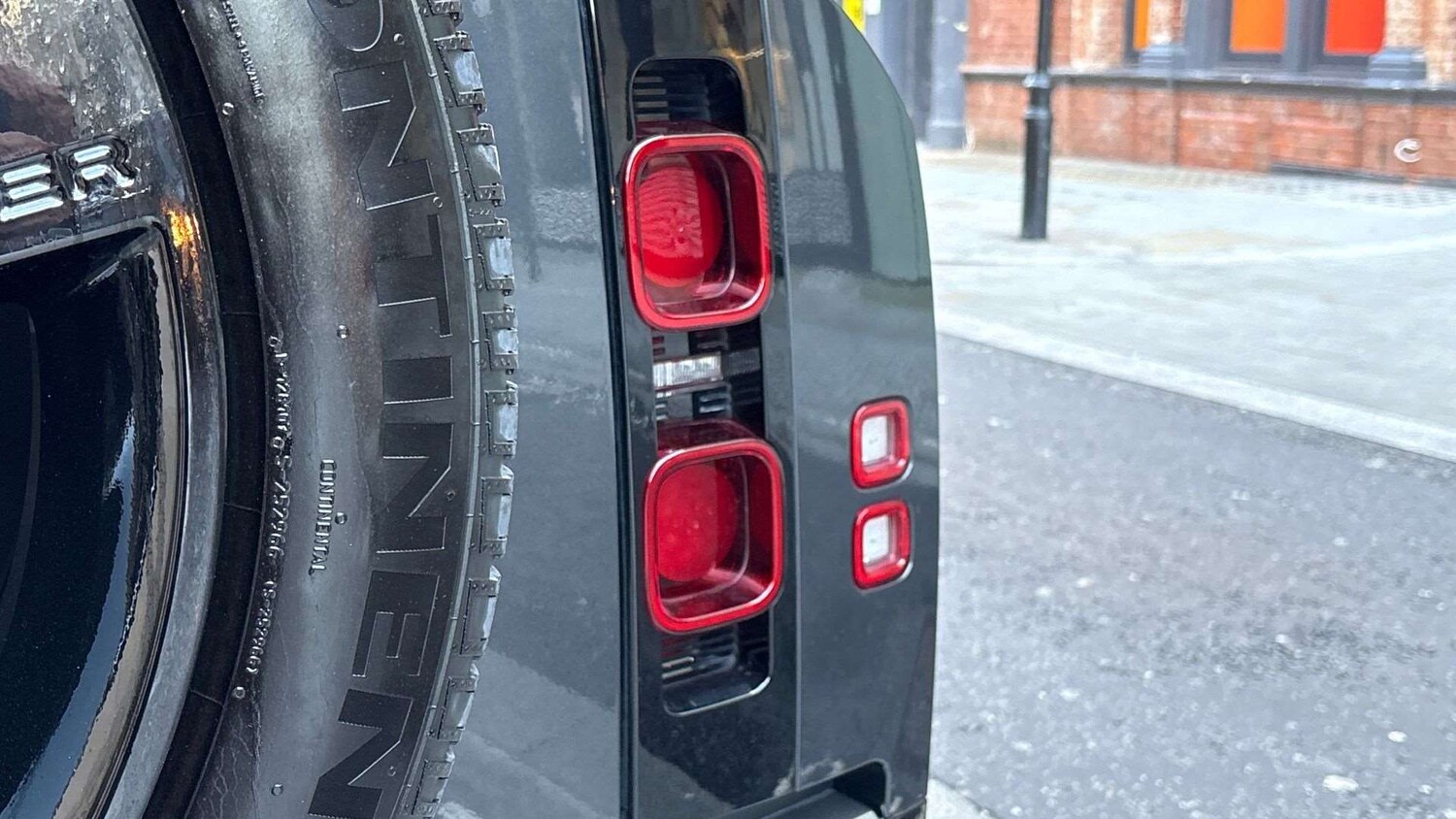 Used Land Rover Defender 2024 for sale - 77373724: Photo 31