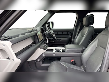 Used Land Rover Defender 2024 for sale - 78707551: Photo