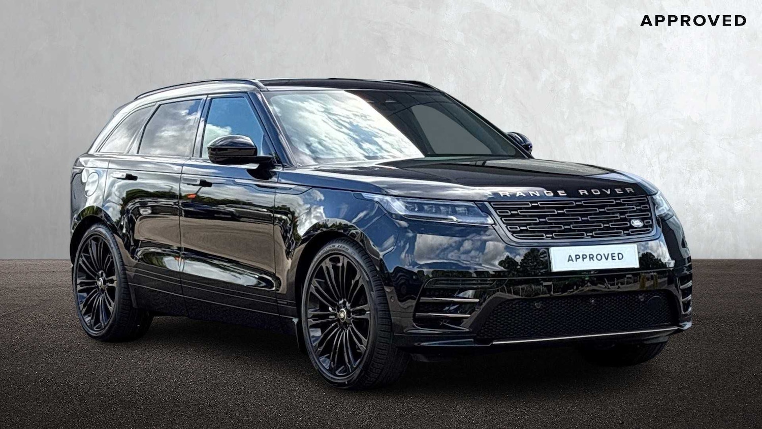 Used Land Rover Range Rover Velar 2025 for sale - 76460138: Photo 1