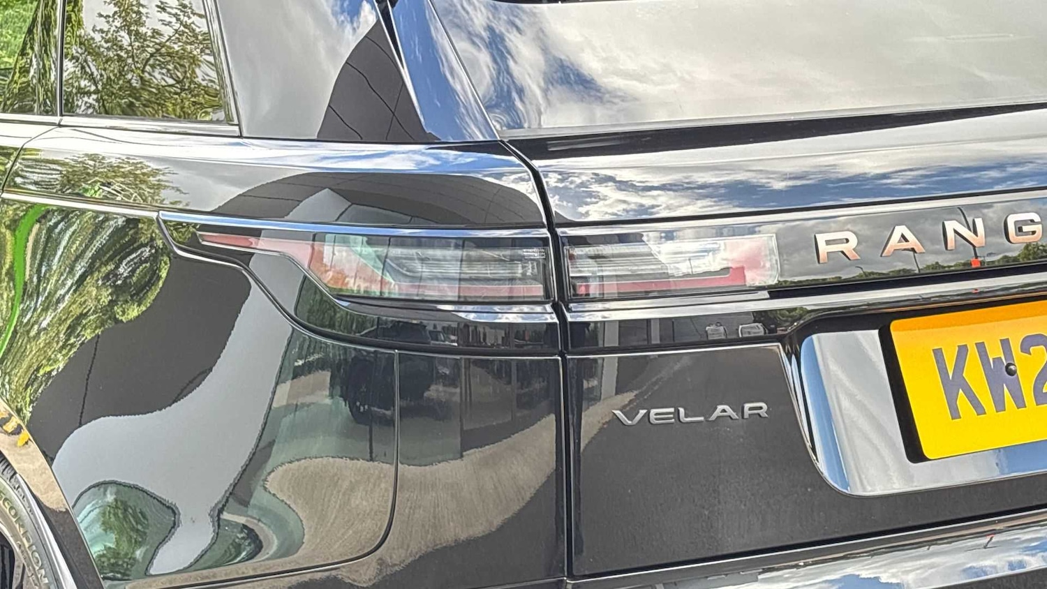 Used Land Rover Range Rover Velar 2025 for sale - 76460138: Photo 19