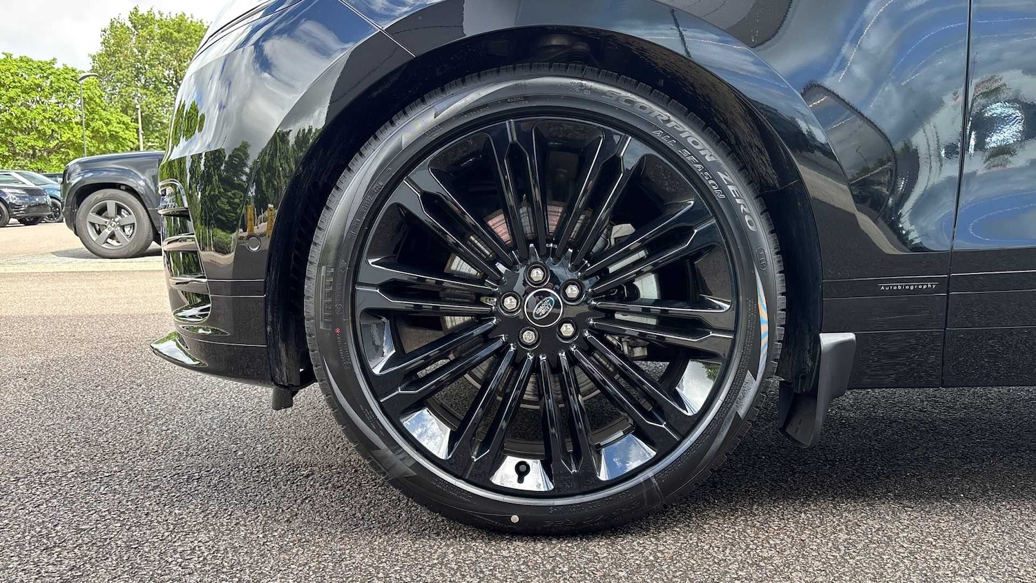 Used Land Rover Range Rover Velar 2025 for sale - 76460138: Photo 26