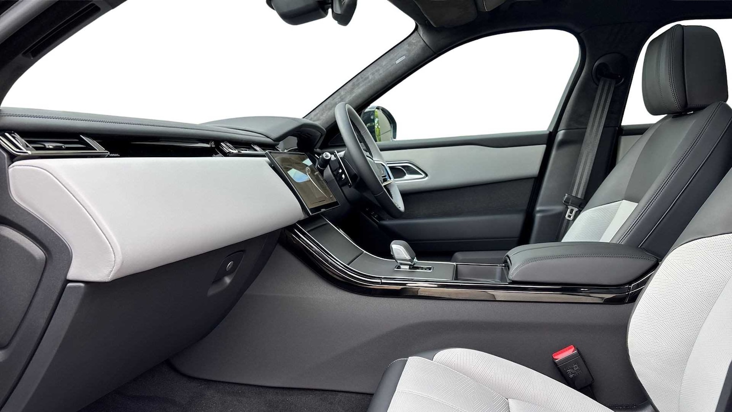 Used Land Rover Range Rover Velar 2025 for sale - 76460138: Photo 3