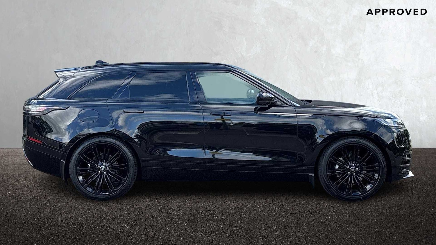 Used Land Rover Range Rover Velar 2025 for sale - 76460138: Photo 5