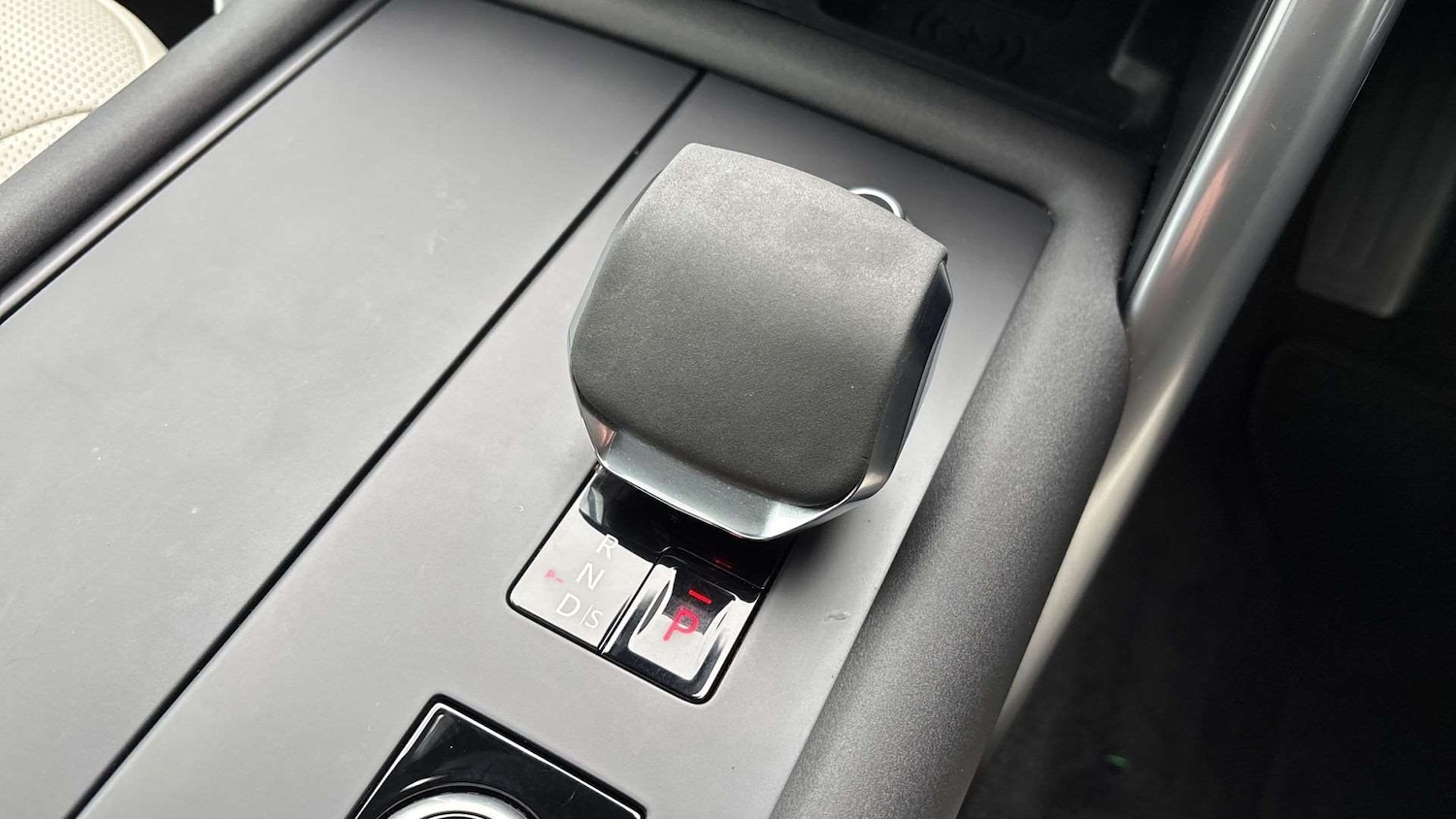 Used Land Rover Discovery 2023 for sale - 76460628: Photo 13