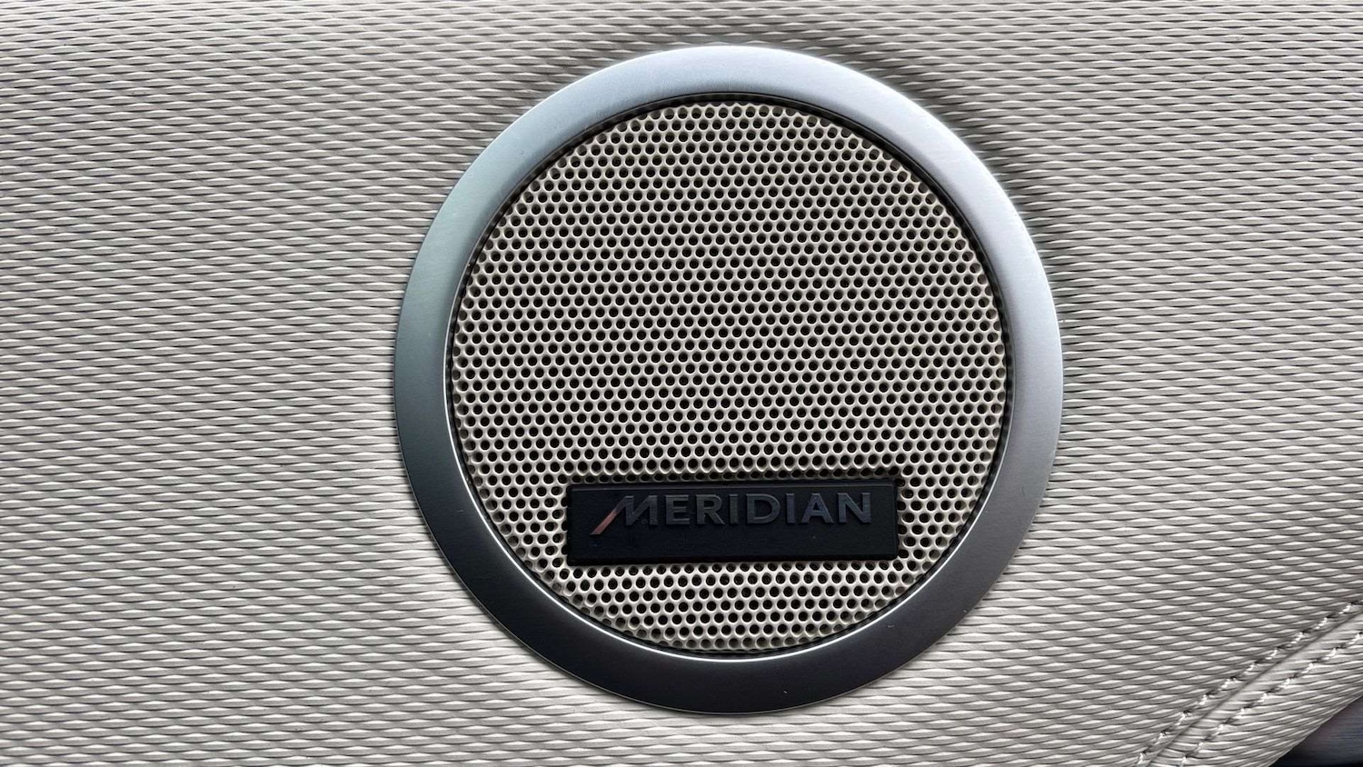 Used Land Rover Discovery 2023 for sale - 76460628: Photo 24