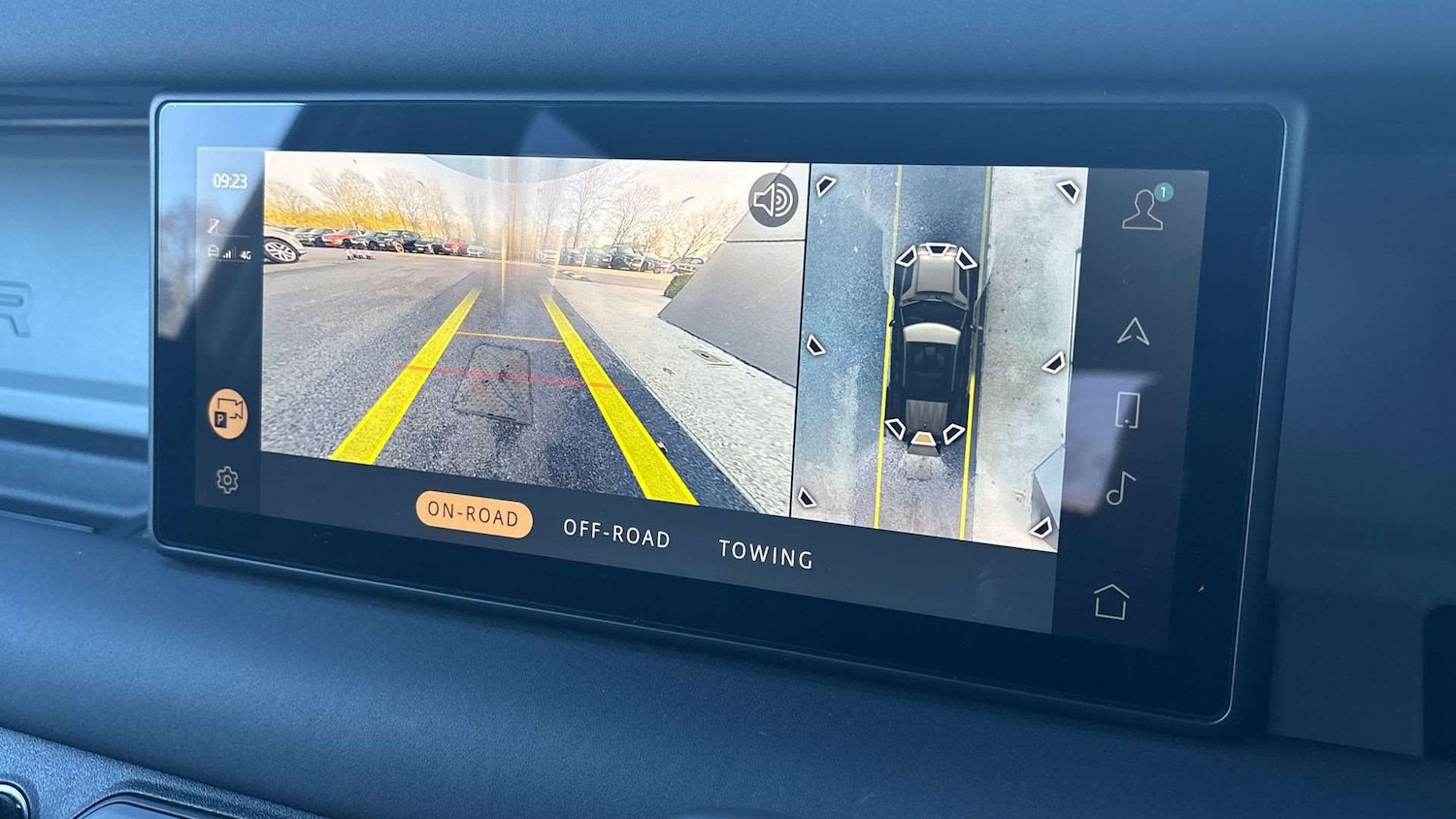 Used Land Rover Defender 2023 for sale - 76929093: Photo 12