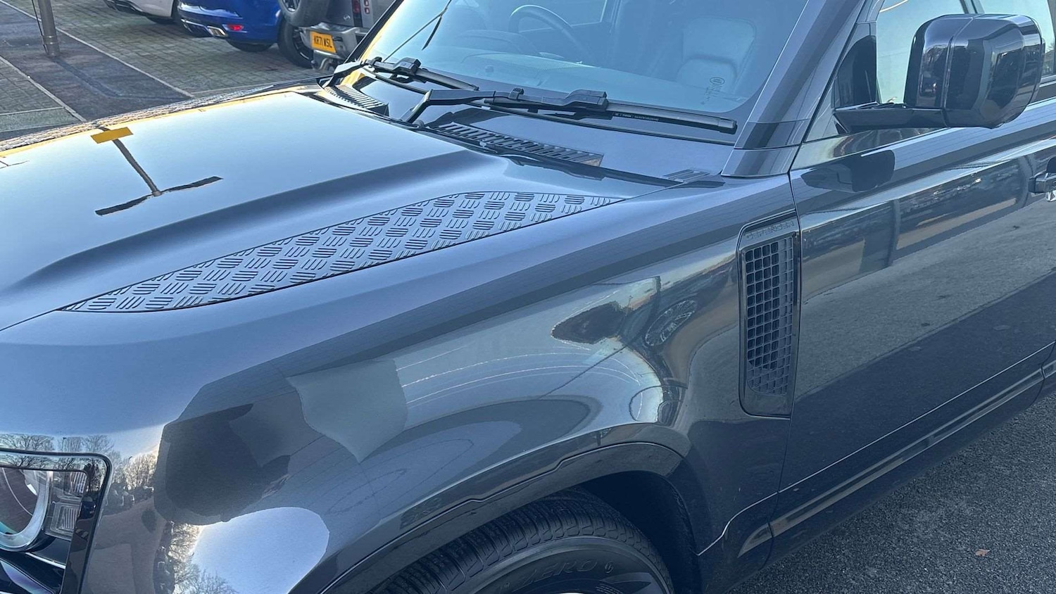 Used Land Rover Defender 2023 for sale - 76929093: Photo 20