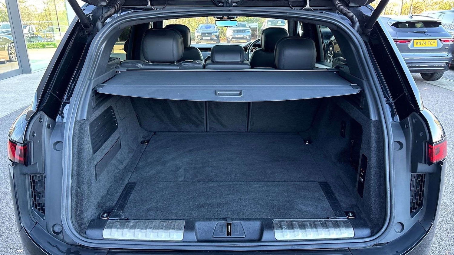 Used Land Rover Range Rover Sport 2023 for sale - 76459796: Photo 10