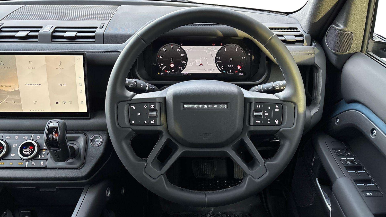 Used Land Rover Defender 2025 for sale - 77093411: Photo 15