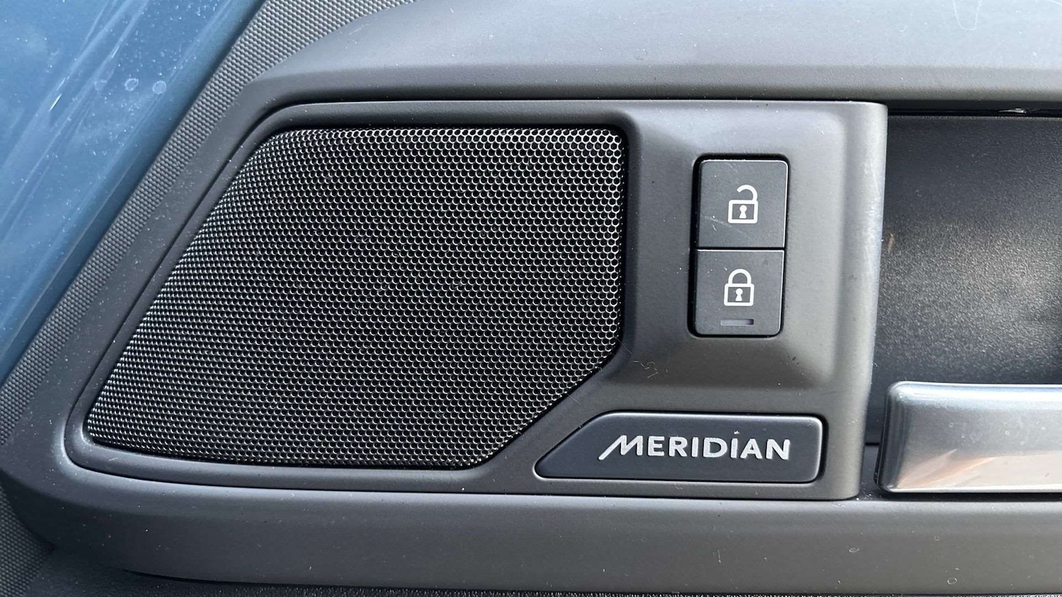 Used Land Rover Defender 2025 for sale - 77093411: Photo 24