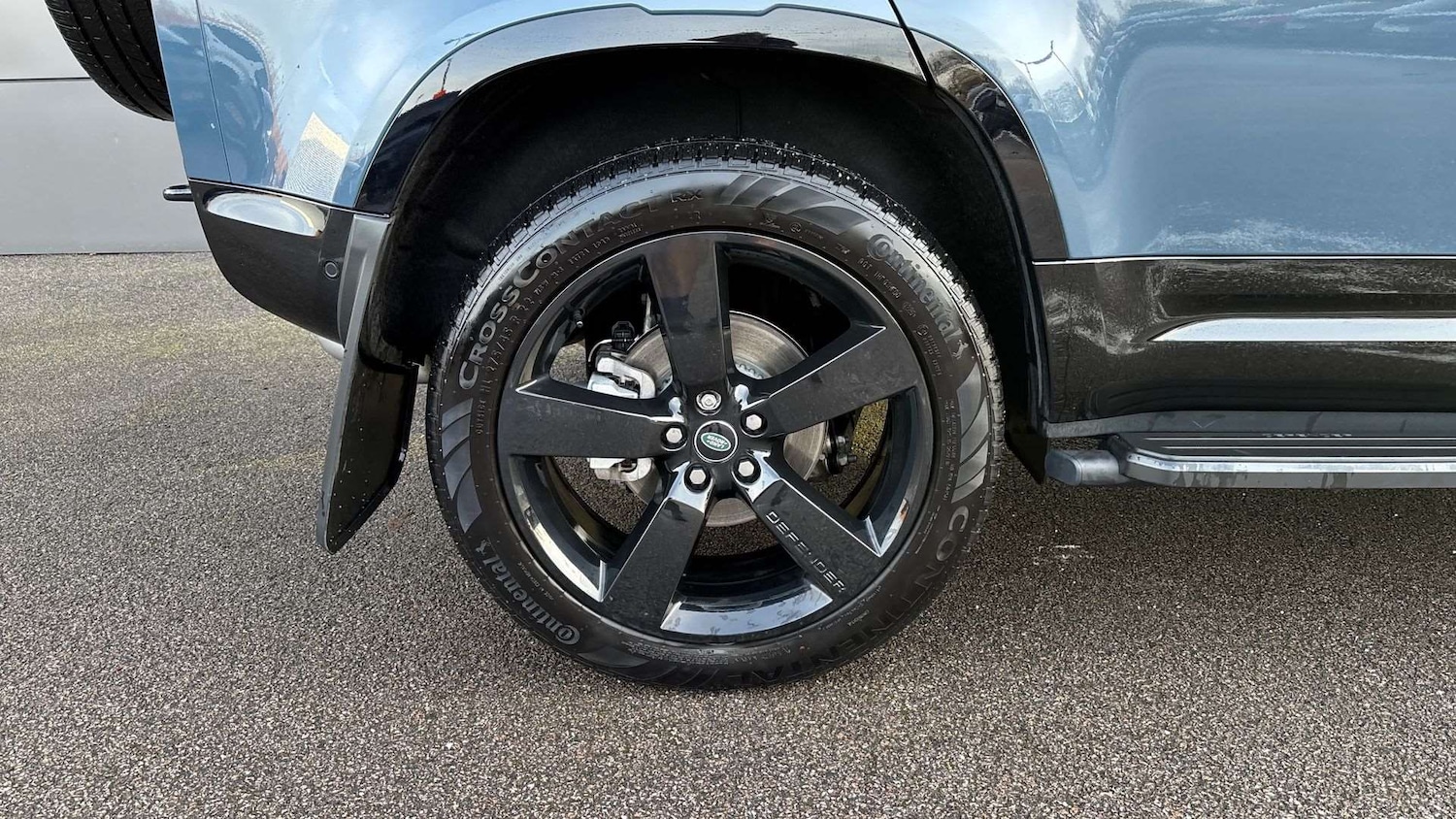 Used Land Rover Defender 2025 for sale - 77093411: Photo 30