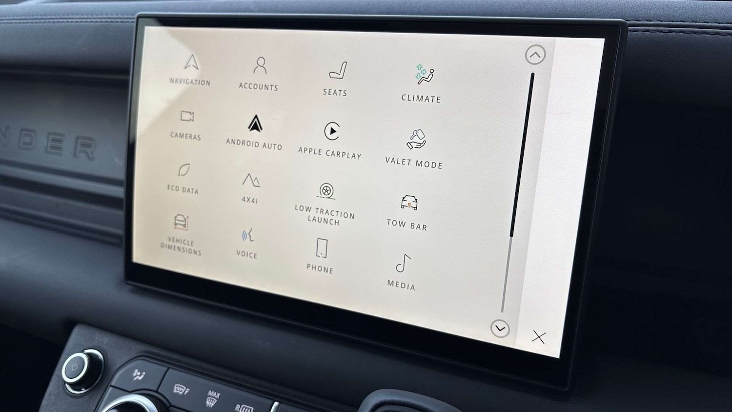 Used Land Rover Defender 2025 for sale - 77093411: Photo 34