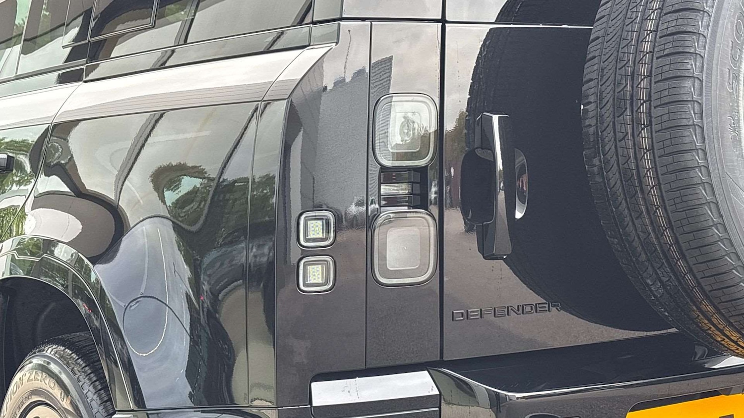 Used Land Rover Defender 2025 for sale - 77526830: Photo 19