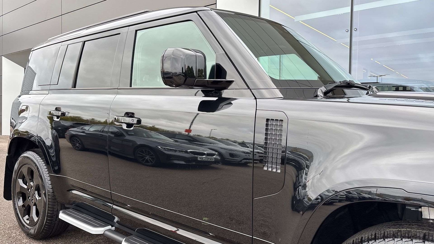 Used Land Rover Defender 2025 for sale - 77526830: Photo 21