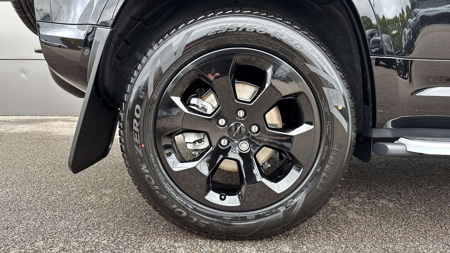 Used Land Rover Defender 2025 for sale - 77526830: Photo 23