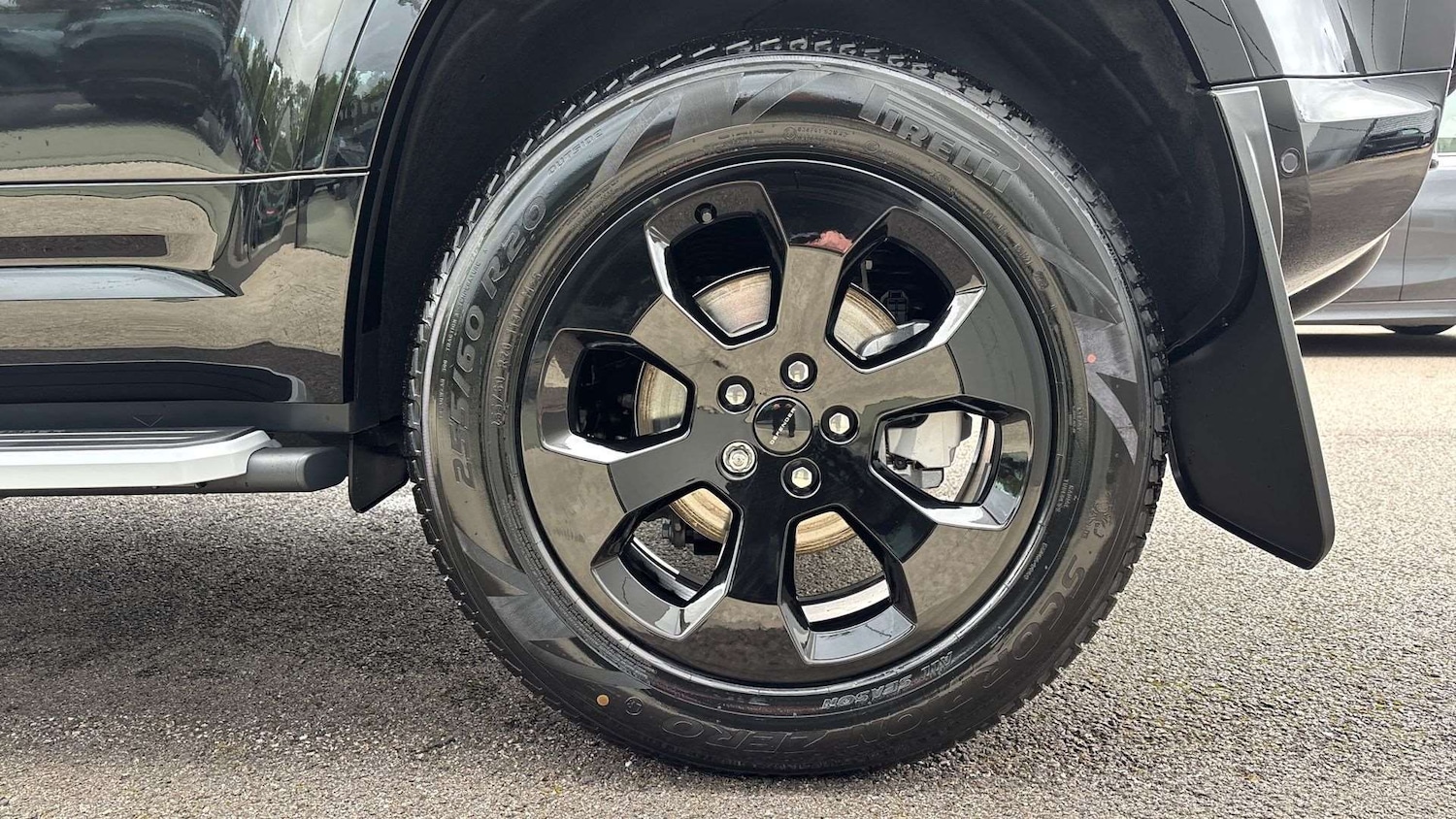 Used Land Rover Defender 2025 for sale - 77526830: Photo 24