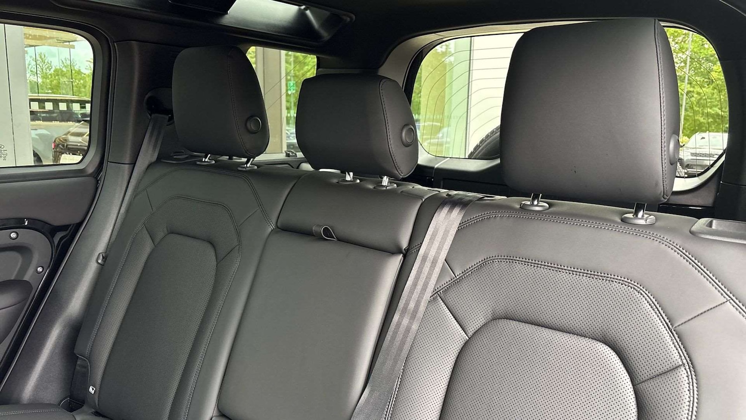 Used Land Rover Defender 2025 for sale - 77526830: Photo 26