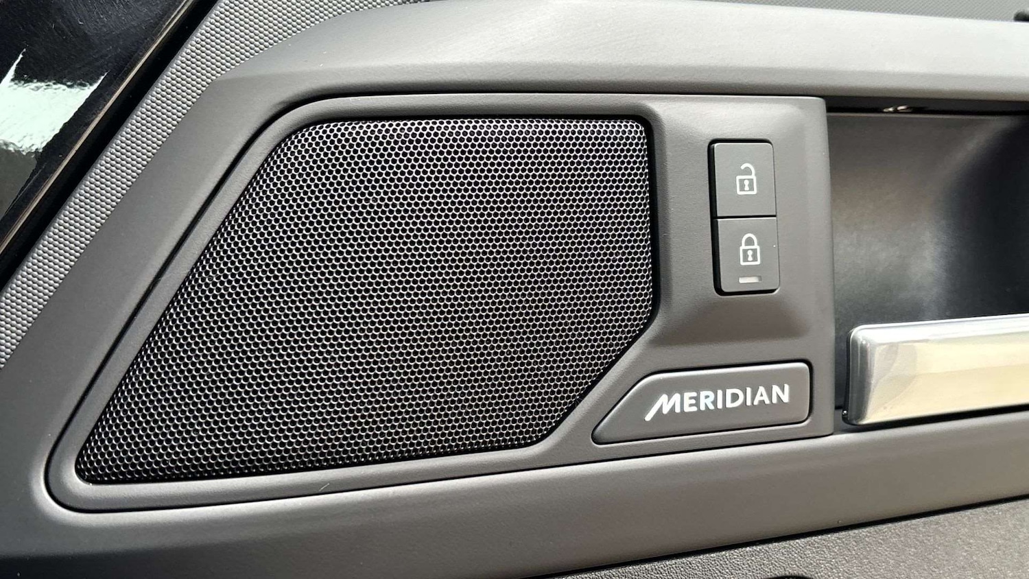 Used Land Rover Defender 2025 for sale - 77526830: Photo 33