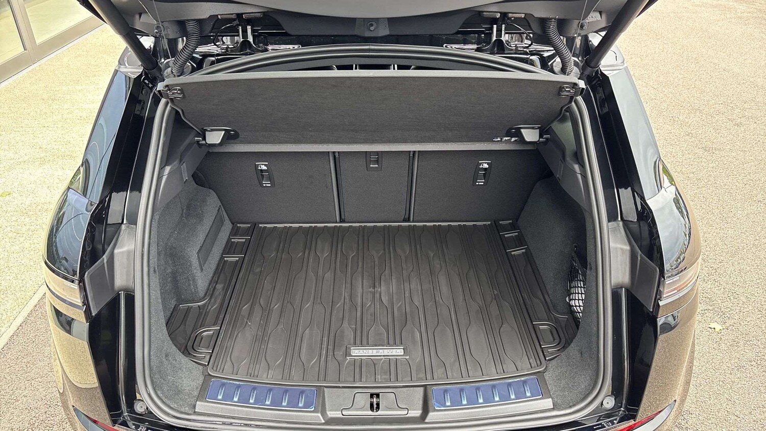 Used Land Rover Range Rover Evoque 2025 for sale - 77526829: Photo 10