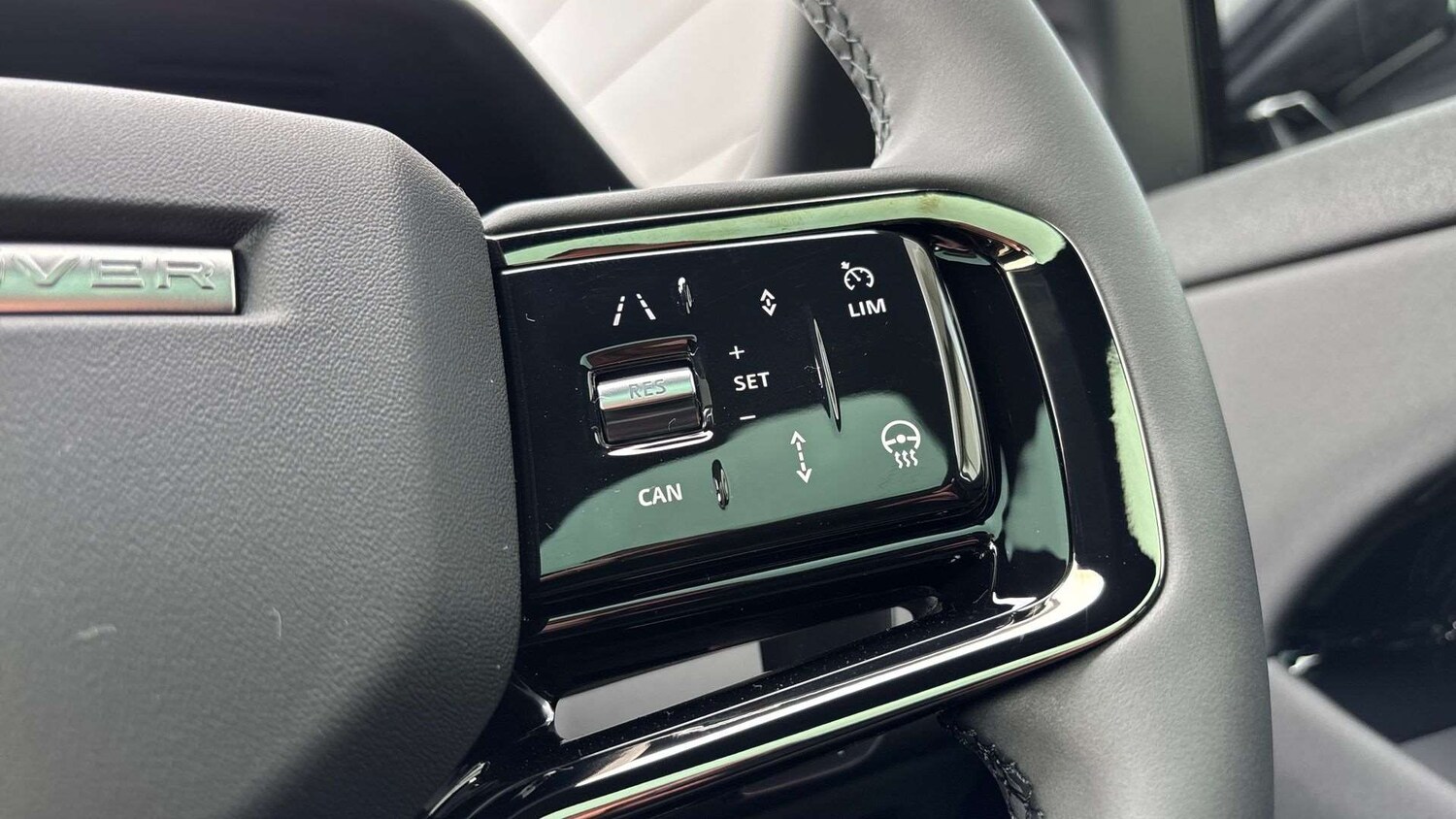 Used Land Rover Range Rover Evoque 2025 for sale - 77526829: Photo 31