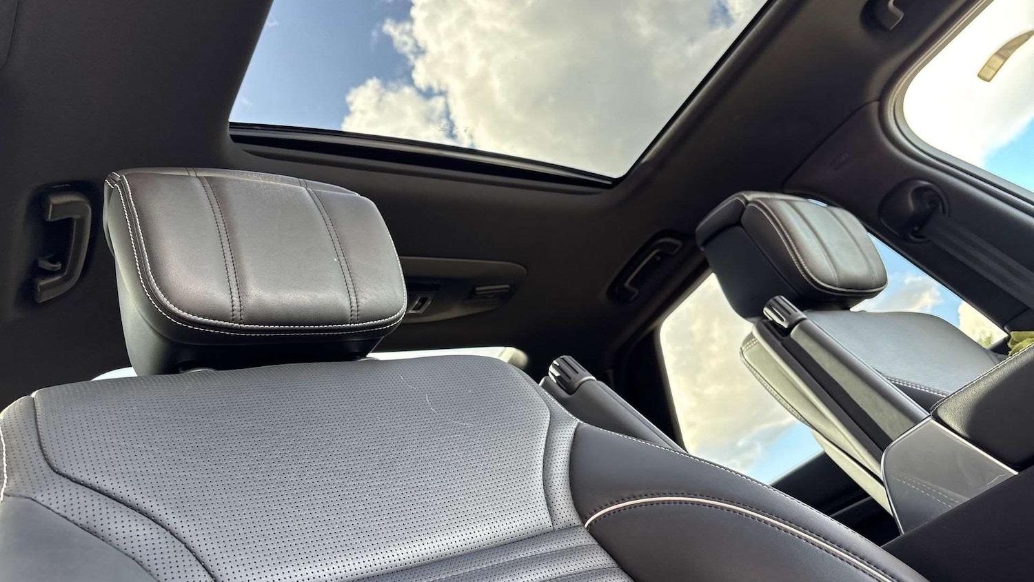 Used Land Rover Discovery 2023 for sale - 76460451: Photo 27