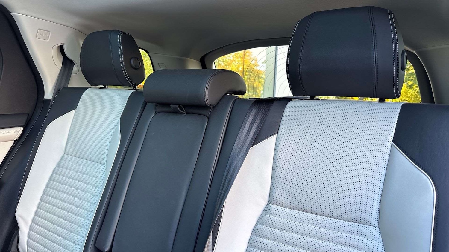 Used Land Rover Discovery Sport 2023 for sale - 76459945: Photo 26