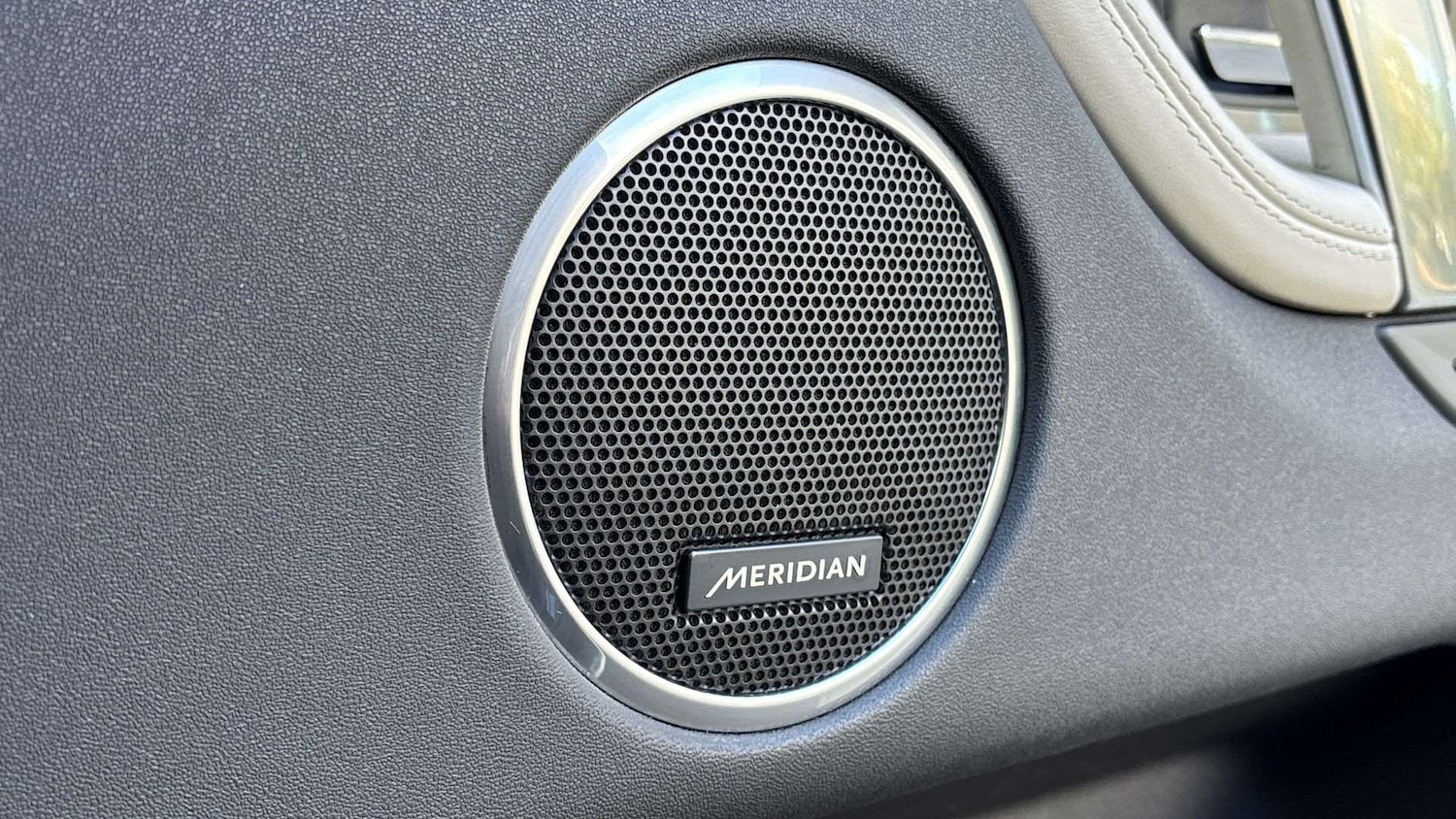 Used Land Rover Discovery Sport 2023 for sale - 76459945: Photo 33