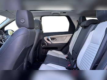 Used Land Rover Discovery Sport 2023 for sale - 76459945: Photo