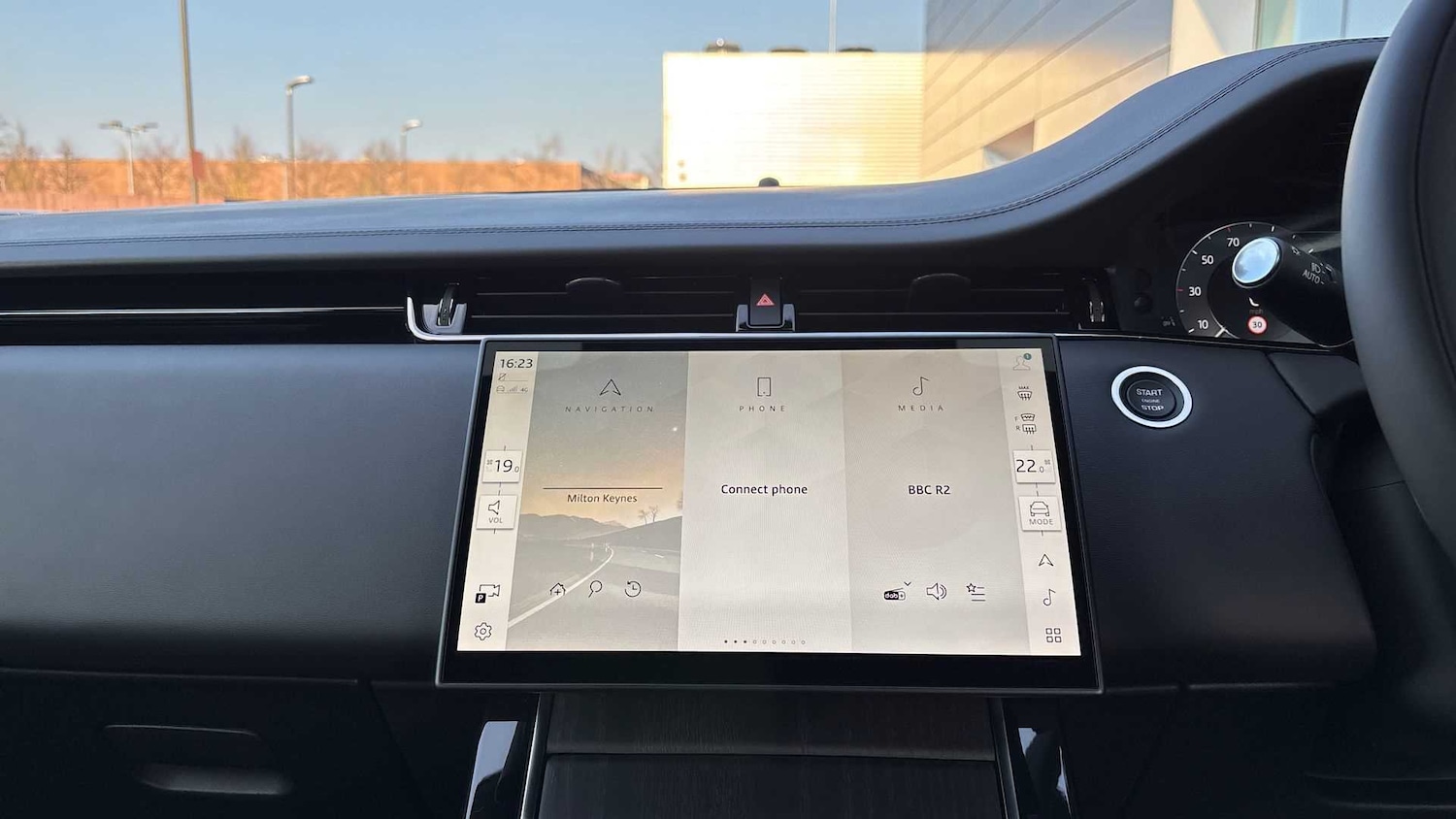 Used Land Rover Range Rover Evoque 2025 for sale - 77334005: Photo 14