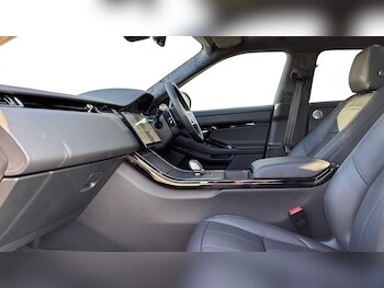 Used Land Rover Range Rover Evoque 2025 for sale - 77334005: Photo