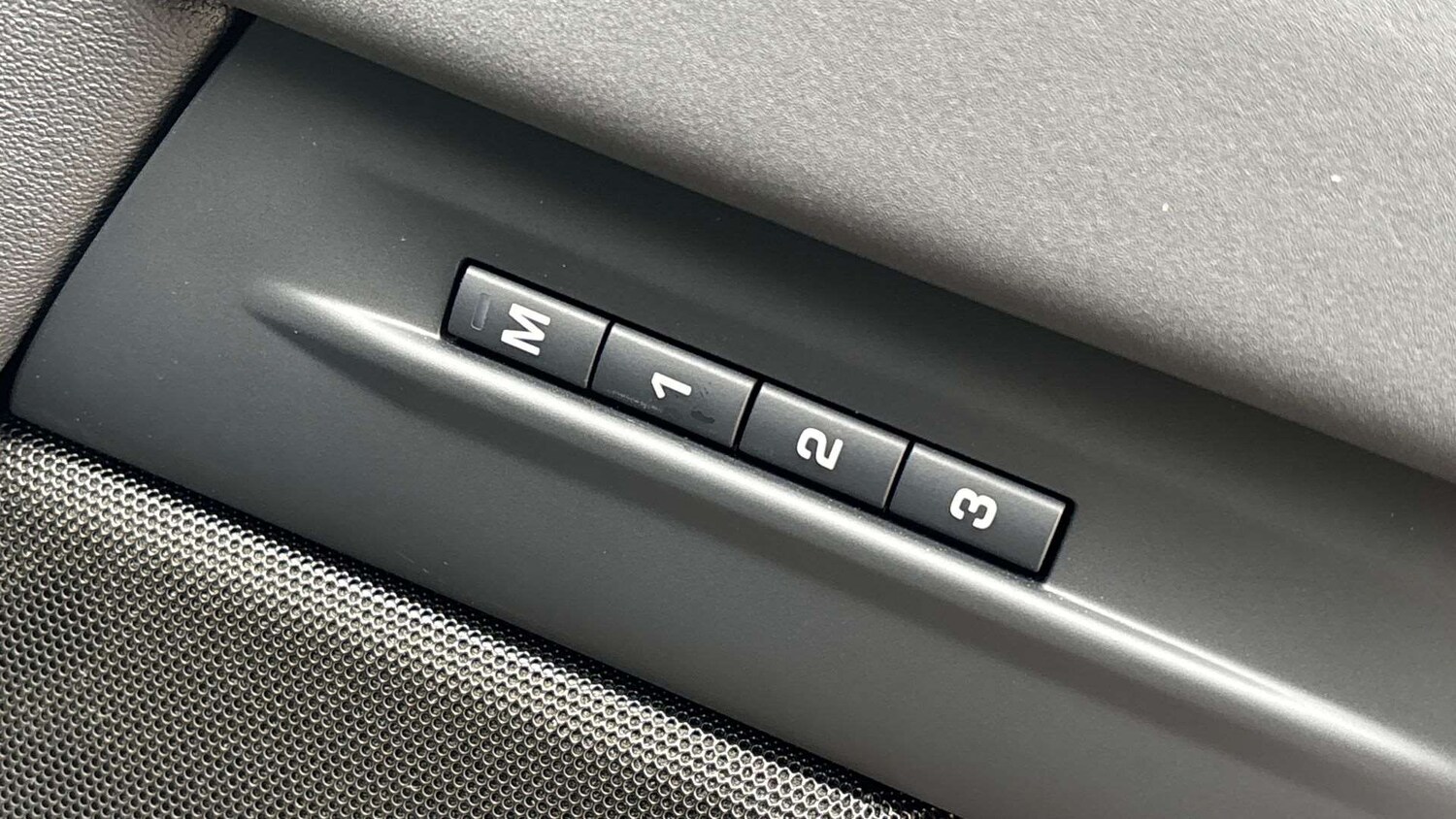 Used Land Rover Range Rover Evoque 2025 for sale - 77526910: Photo 25