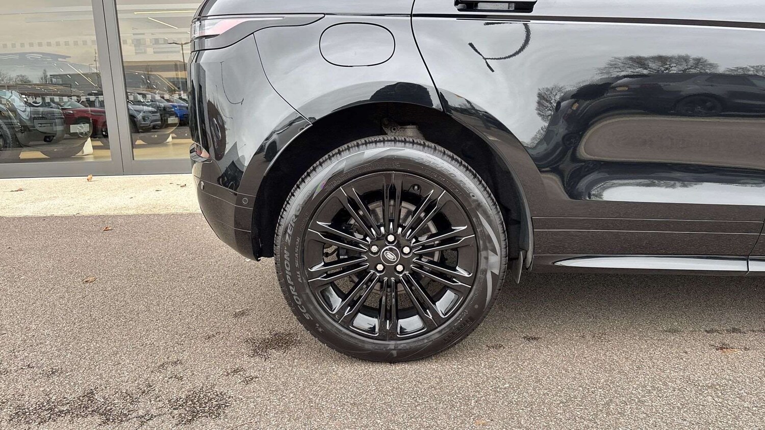 Used Land Rover Range Rover Evoque 2025 for sale - 77526910: Photo 29