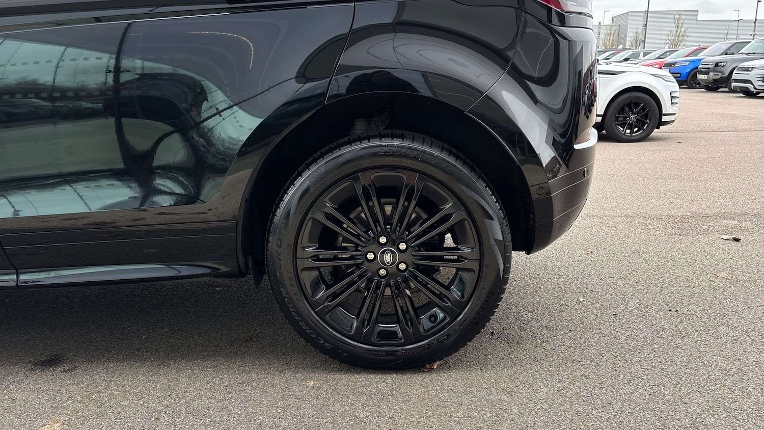 Used Land Rover Range Rover Evoque 2025 for sale - 77526910: Photo 30