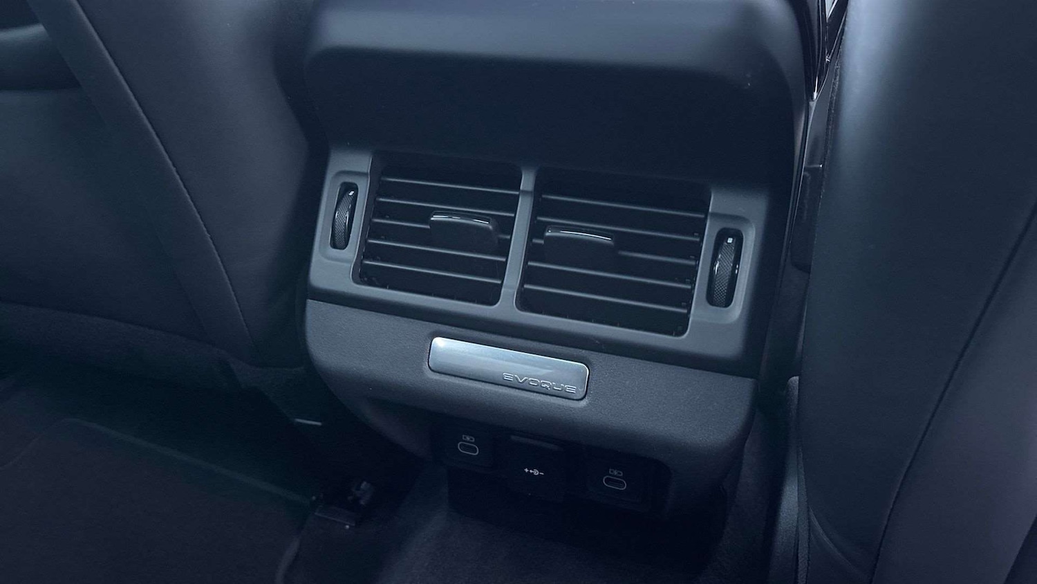 Used Land Rover Range Rover Evoque 2025 for sale - 76842805: Photo 18