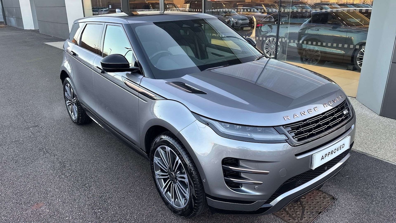 Used Land Rover Range Rover Evoque 2025 for sale - 76842805: Photo 29