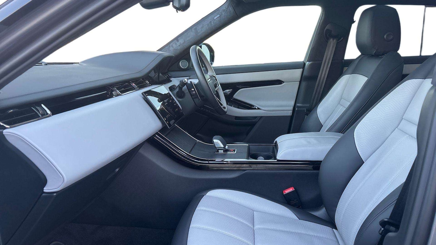 Used Land Rover Range Rover Evoque 2025 for sale - 76842805: Photo 3