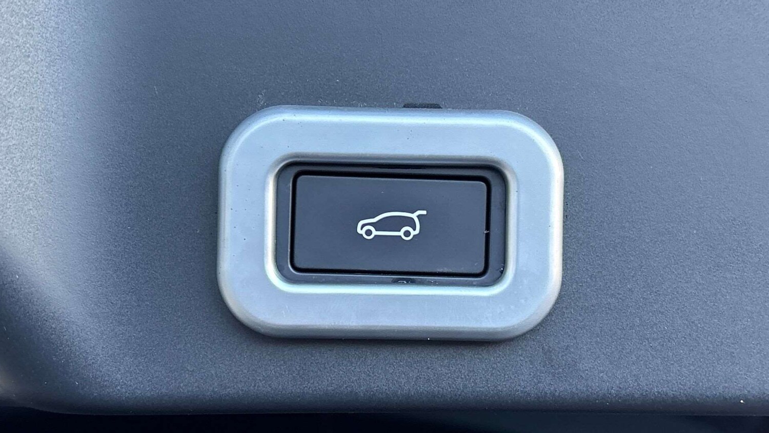 Used Land Rover Range Rover Evoque 2022 for sale - 76851596: Photo 32