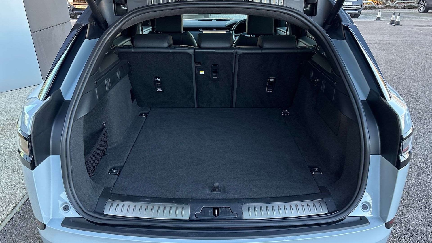 Used Land Rover Range Rover Velar 2024 for sale - 77032255: Photo 10