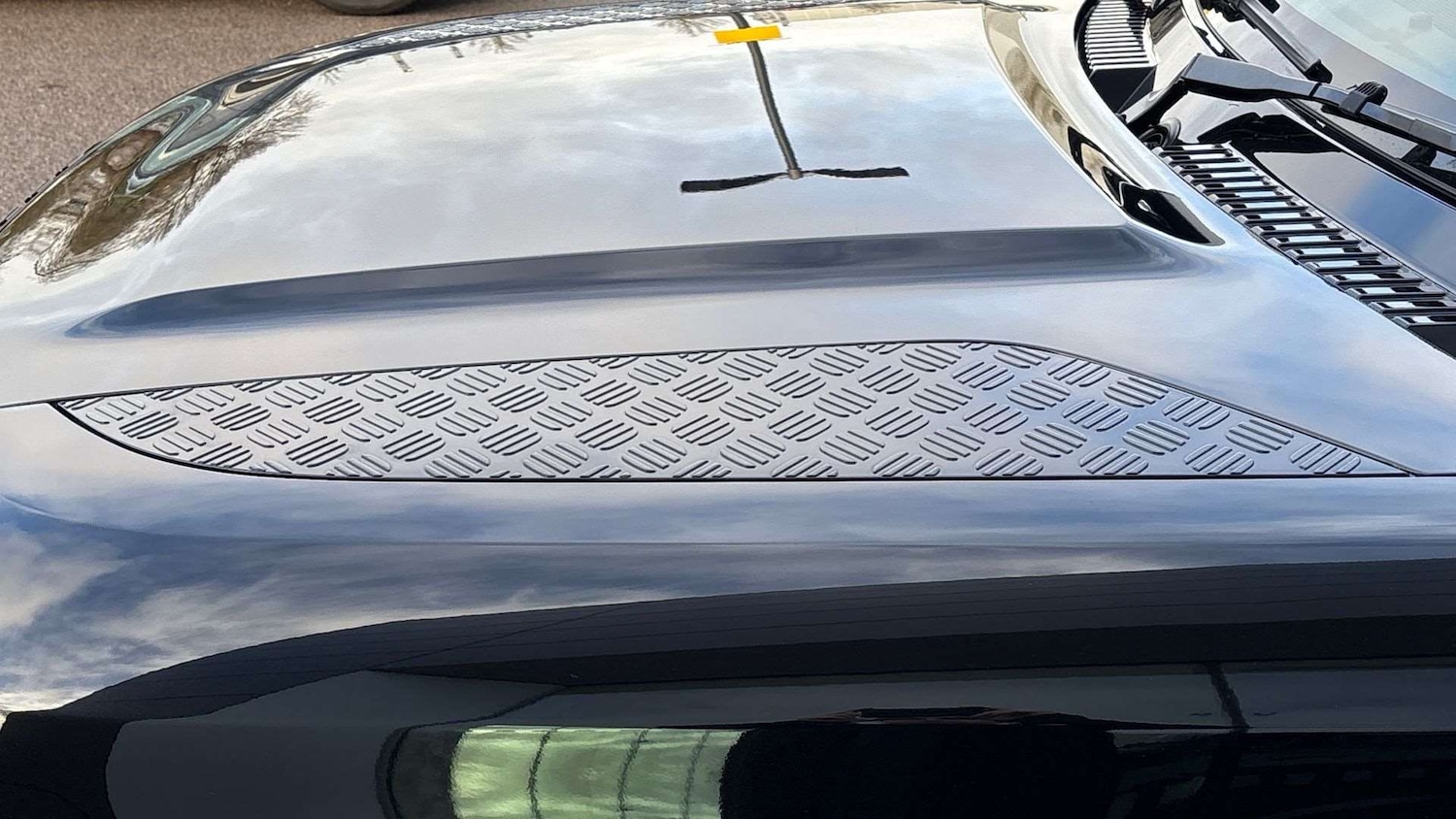 Used Land Rover Defender 90 2023 for sale - 76774129: Photo 28