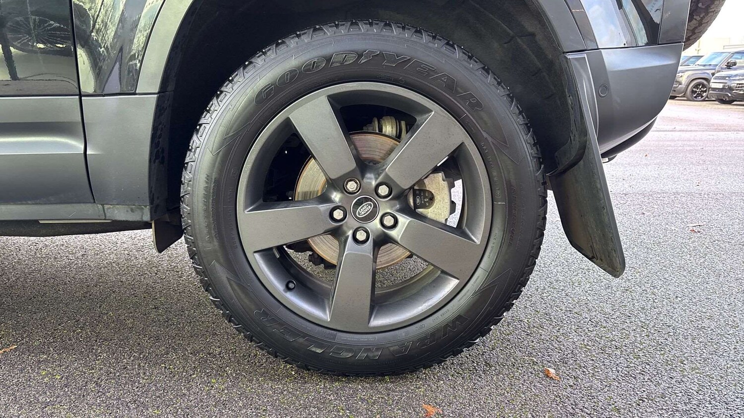 Used Land Rover Defender 90 2023 for sale - 76774129: Photo 31