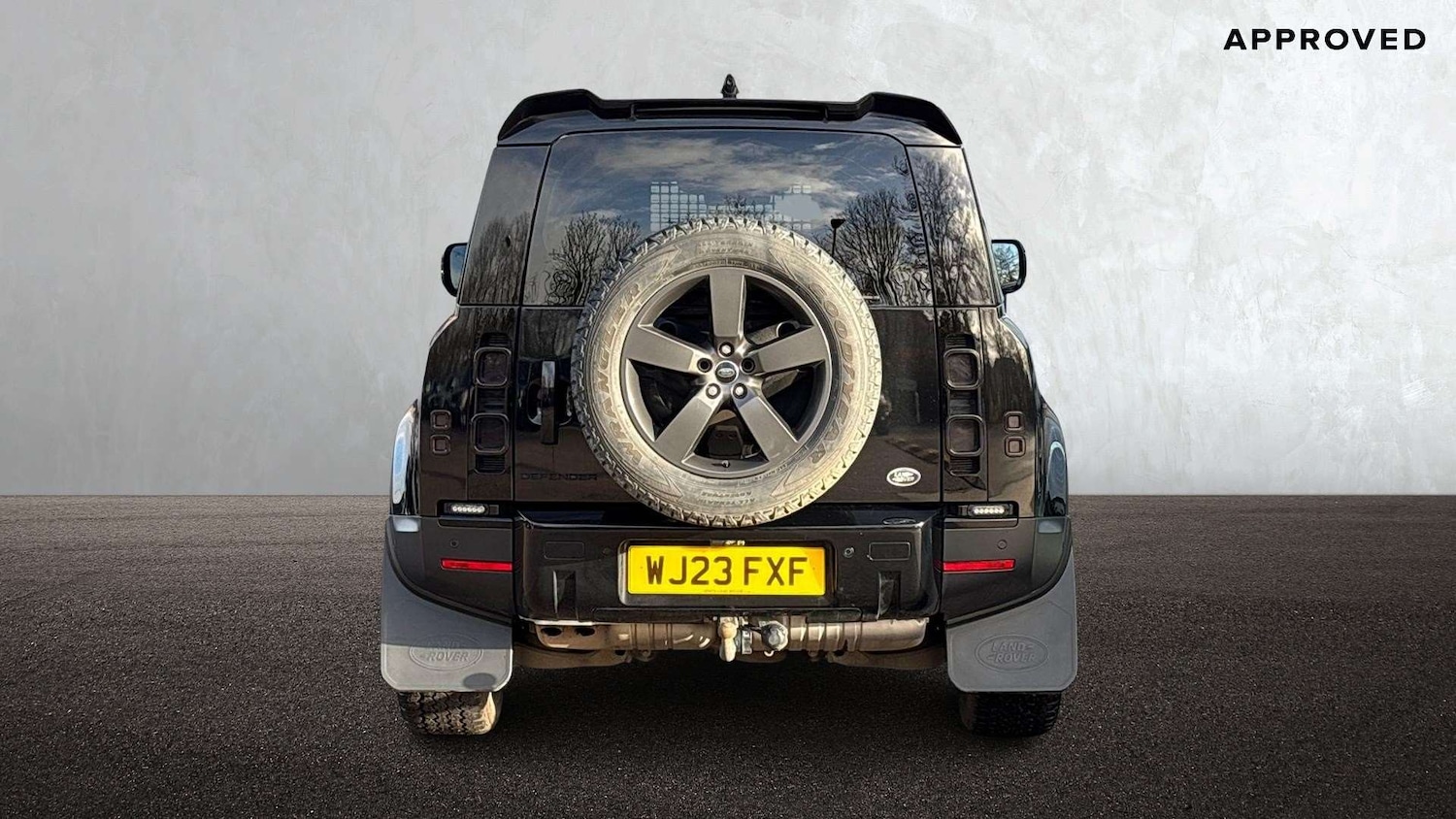 Used Land Rover Defender 90 2023 for sale - 76774129: Photo 6