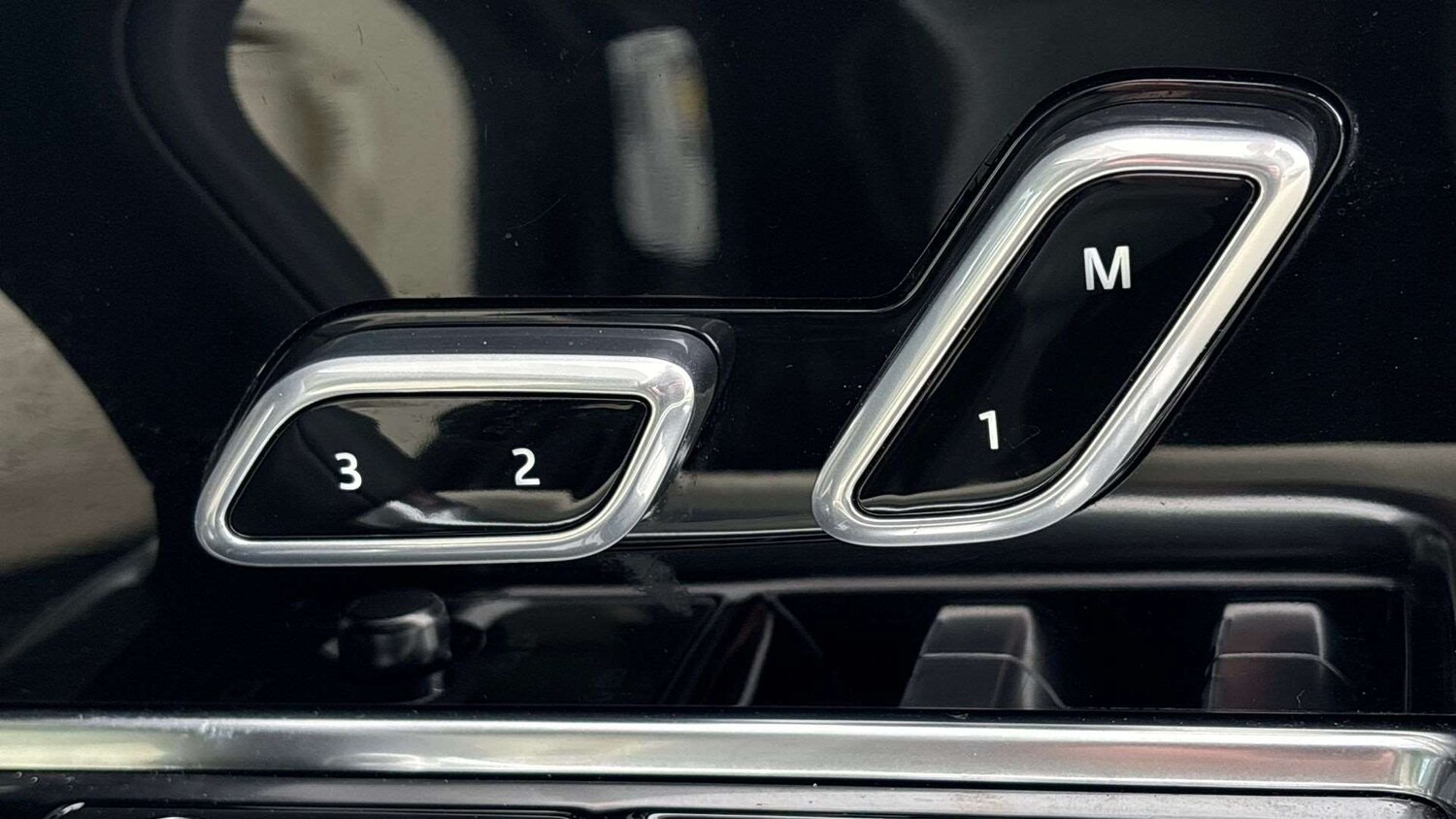 Used Land Rover Range Rover 2025 for sale - 77914016: Photo 25