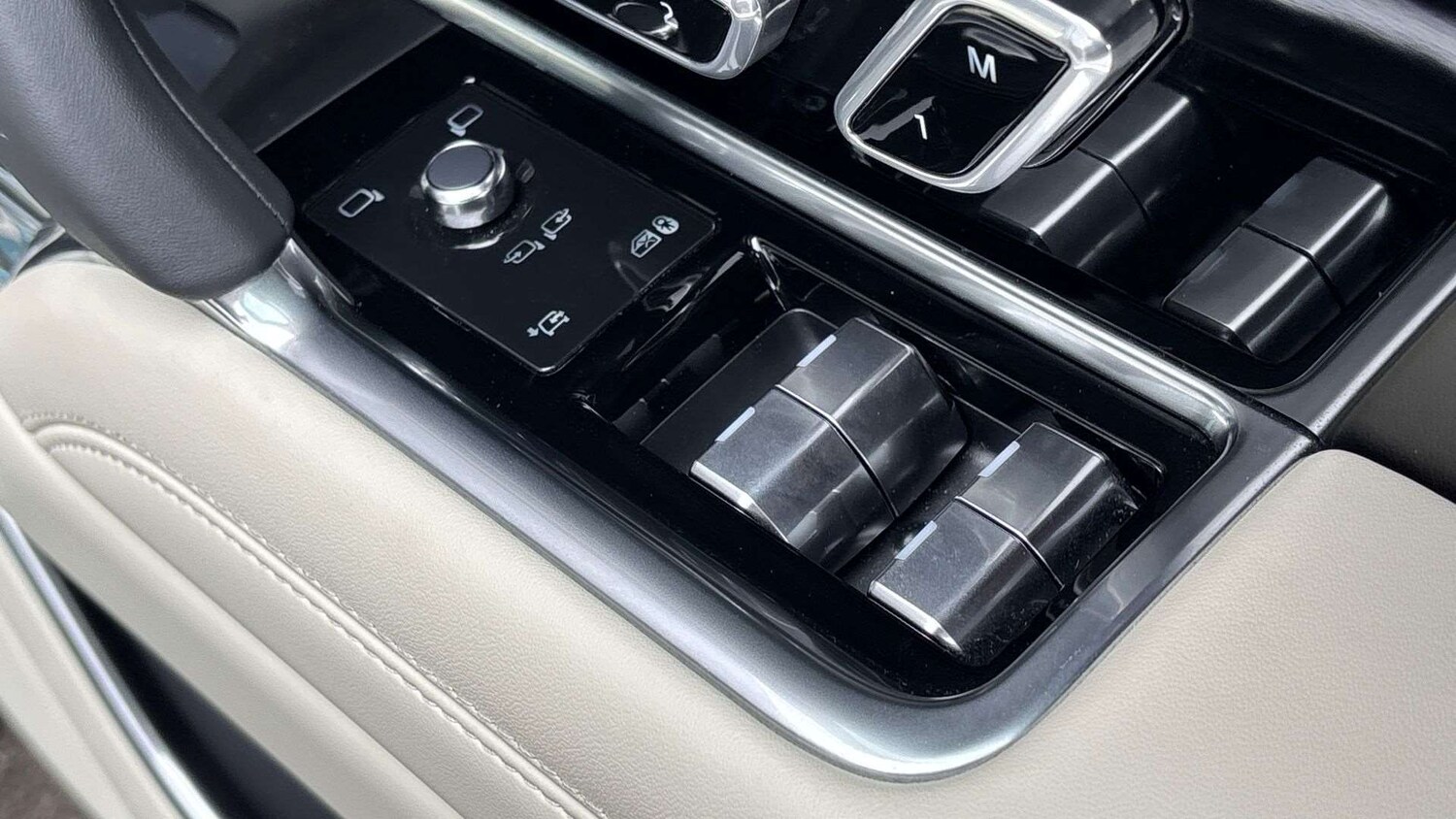 Used Land Rover Range Rover 2025 for sale - 77914016: Photo 34