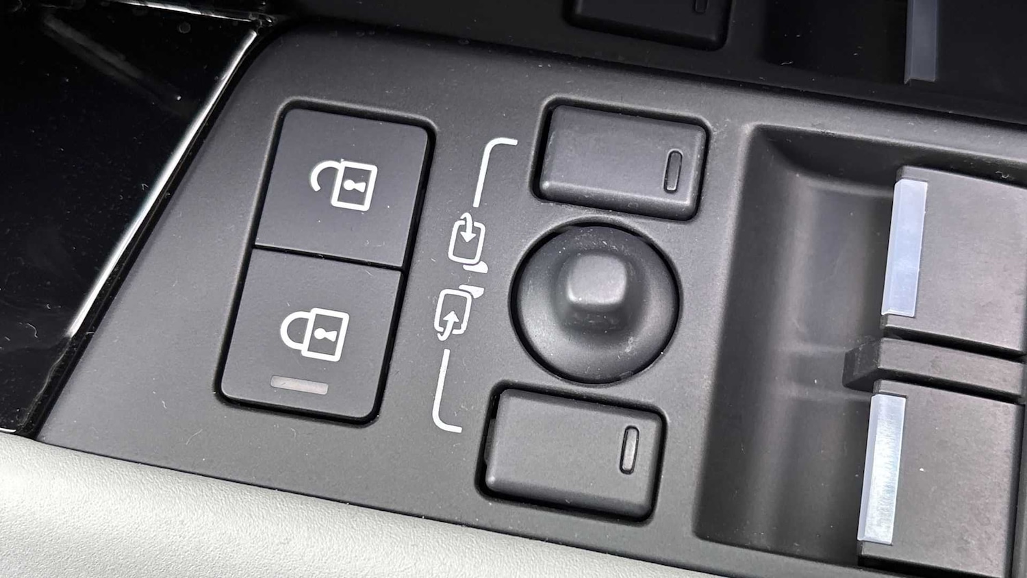 Used Land Rover Range Rover Evoque 2025 for sale - 76460343: Photo 25