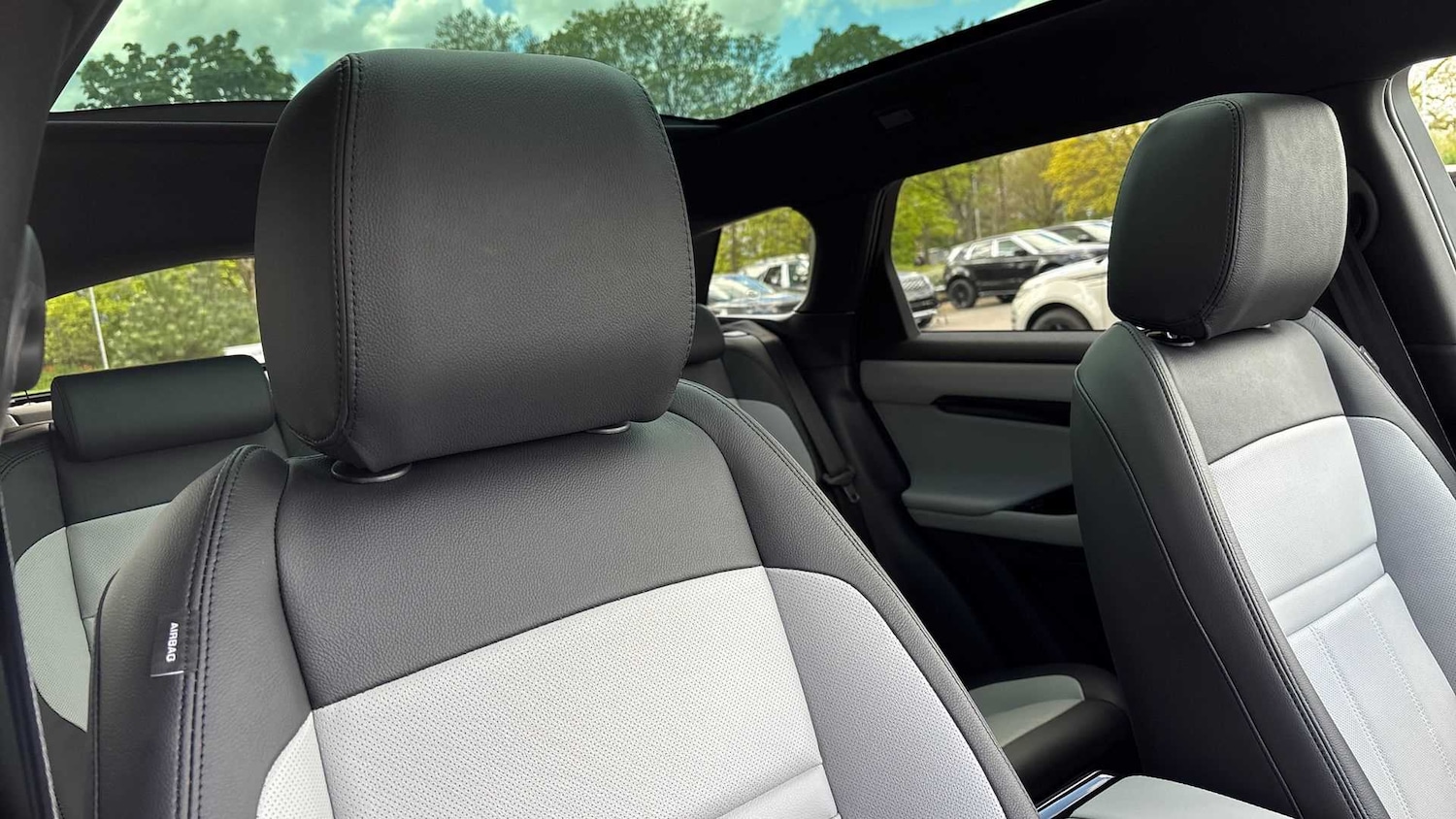 Used Land Rover Range Rover Evoque 2025 for sale - 76460343: Photo 35