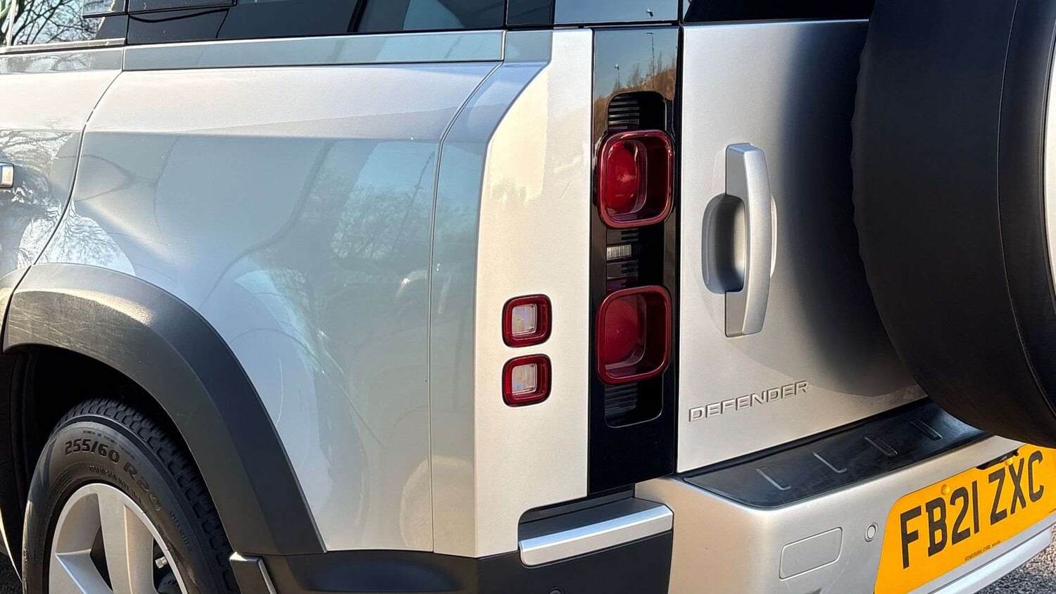 Used Land Rover Defender 2021 for sale - 77741028: Photo 19